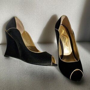 NINA Black Satin Wedge Shoes. Size 8M